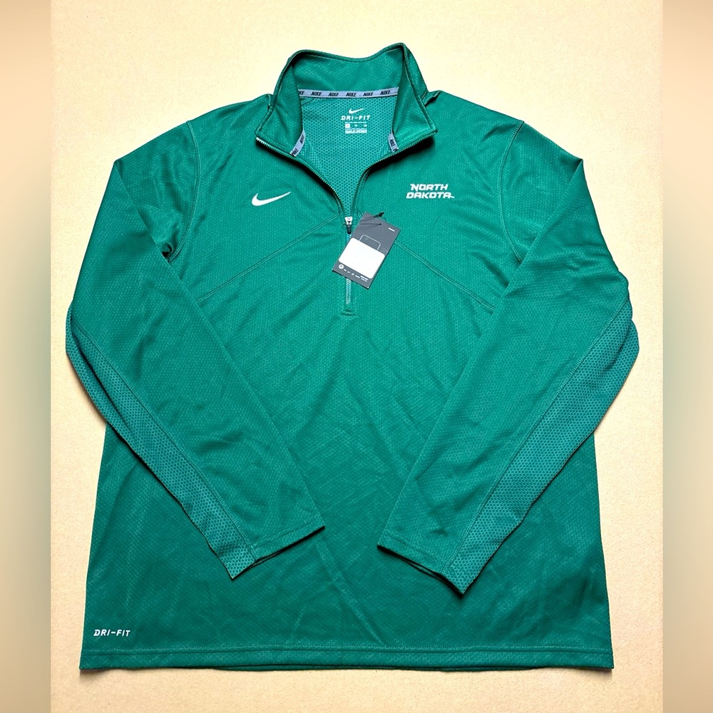 NWT Nike Dri-FIT North Dakota men's pullover X-Large shirt New 1/4 Zip Green XL